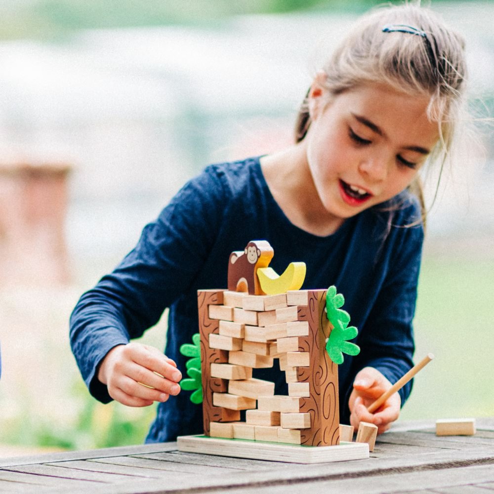Bigjigs Toys Dřevěná motorická hra Padající džungle (obrázek 2)