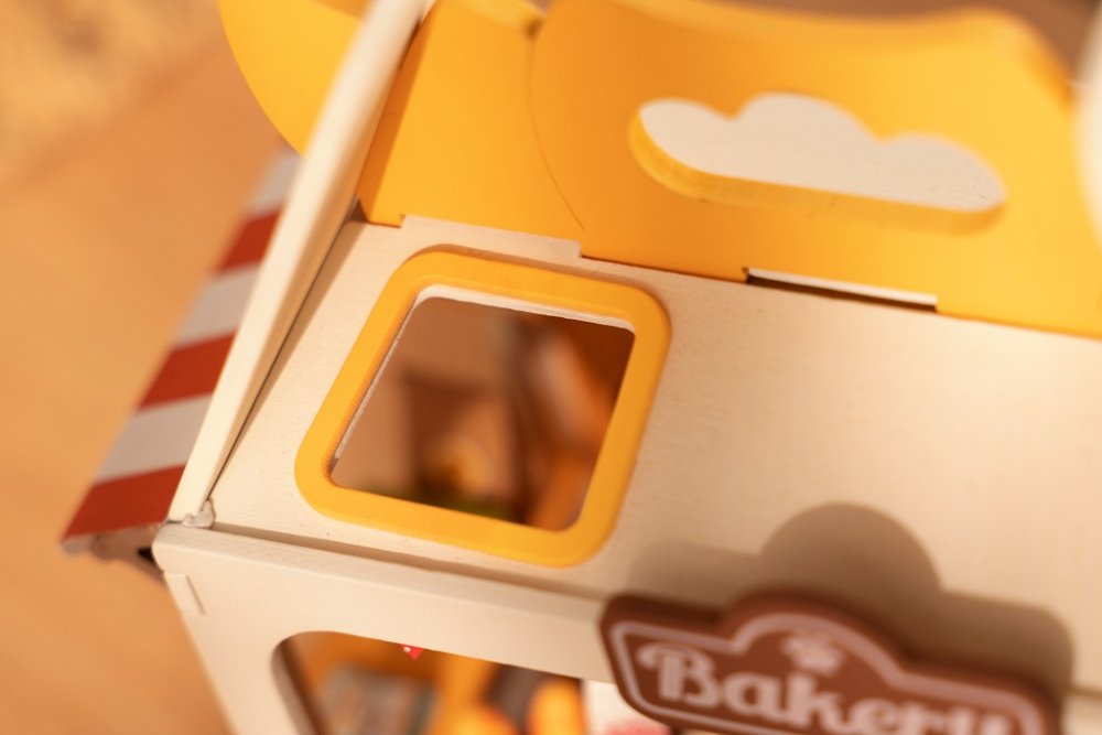 RoboTime 3D dřevěná skládačka Miniatura domečku Medvídkovo pekařství (obrázek 8)